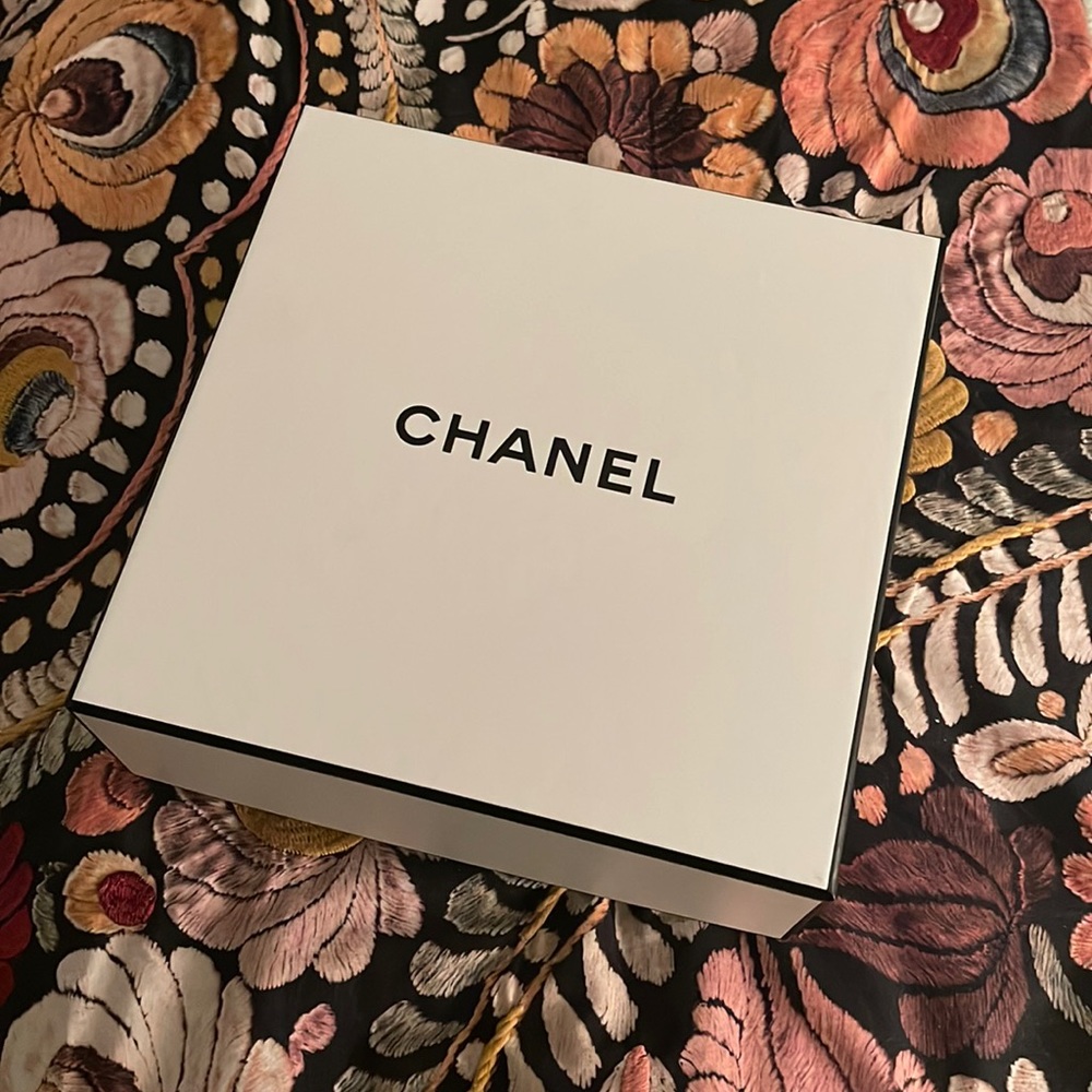 CHANEL Empty Perfume Gift Box